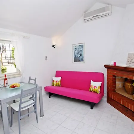 House Ivi