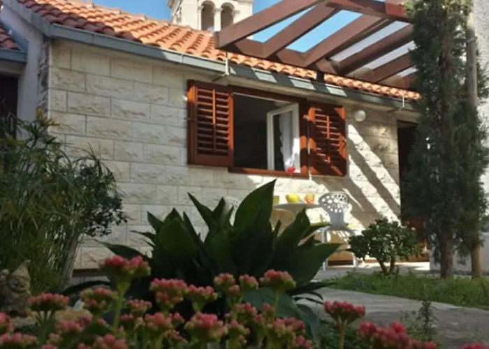 House Ivi * Supetar