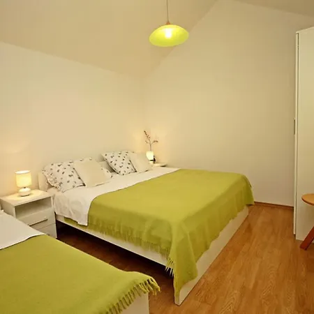 Дом отдыха House Ivi Супетар